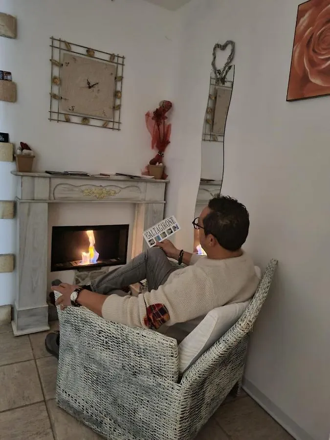 La Scalinata Home Apartment كالتاجيروني